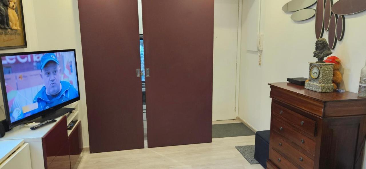 Studio 22M2 A Ivry/Seine-A 200 Metres De Paris. Proche Metro 7 Екстериор снимка
