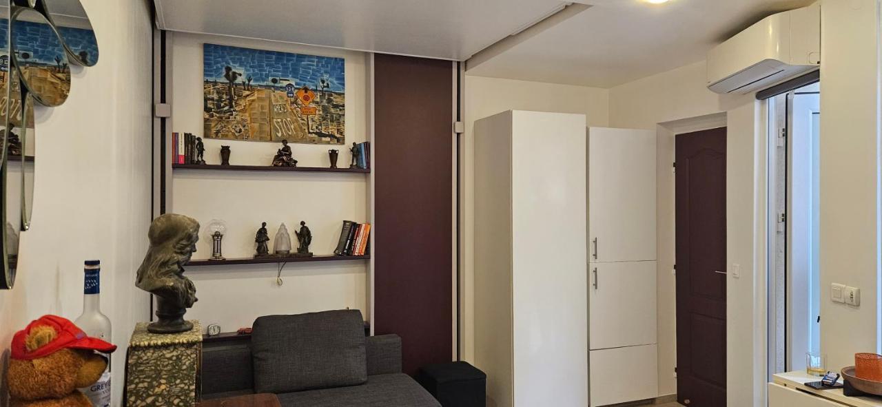 Studio 22M2 A Ivry/Seine-A 200 Metres De Paris. Proche Metro 7 Екстериор снимка